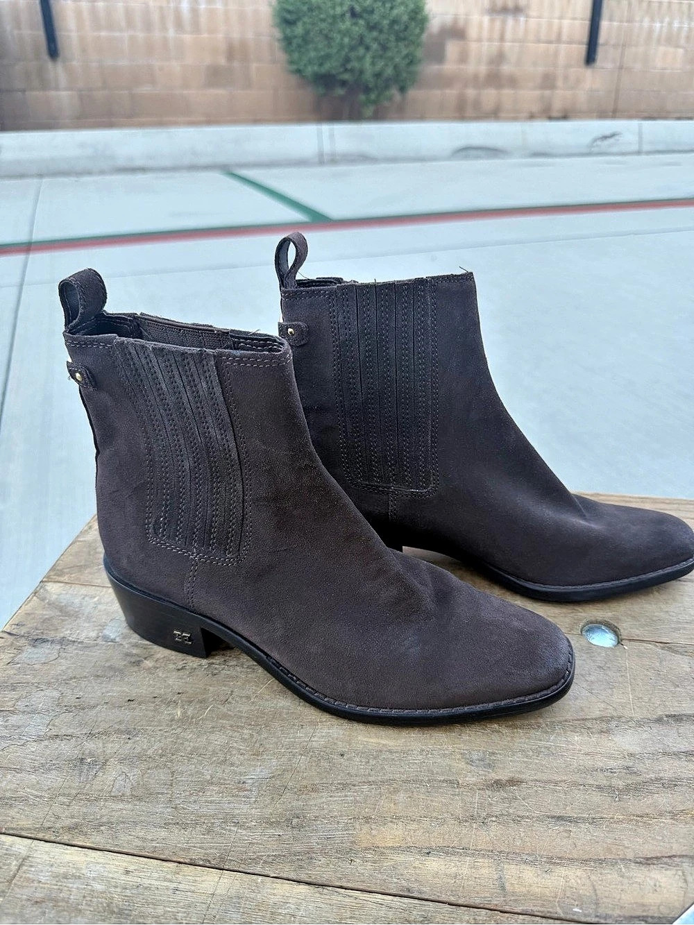 Tory Burch Suede Ankle Boots US 6 Brown
